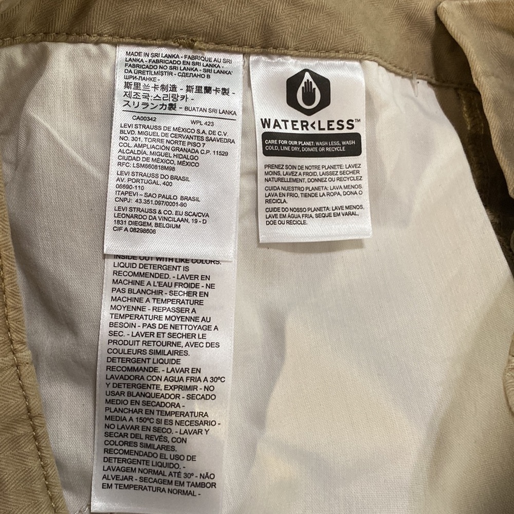 Levi’s Classic Chino khakis, NWT. Size 10. - Picture 7 of 10